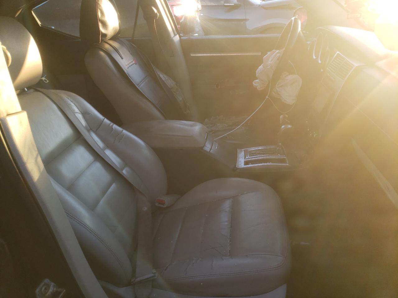 Photo 5 from auction – 2006 DODGE CHARGER R/ with VIN 2B3LA53H46H449955