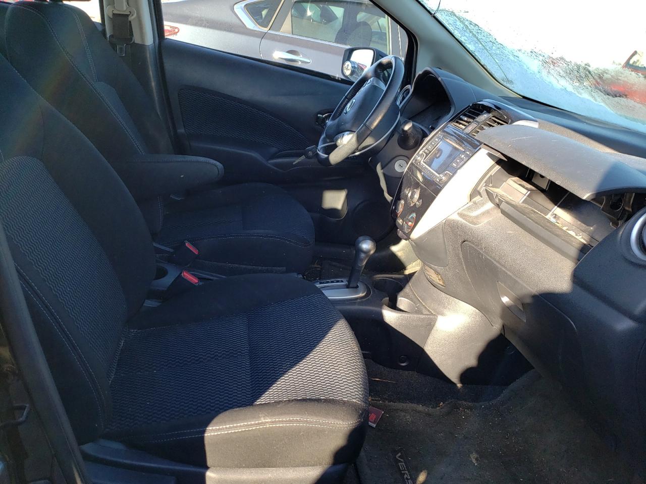 Photo 5 from auction – 2016 NISSAN VERSA NOTE with VIN 3N1CE2CP8GL376626