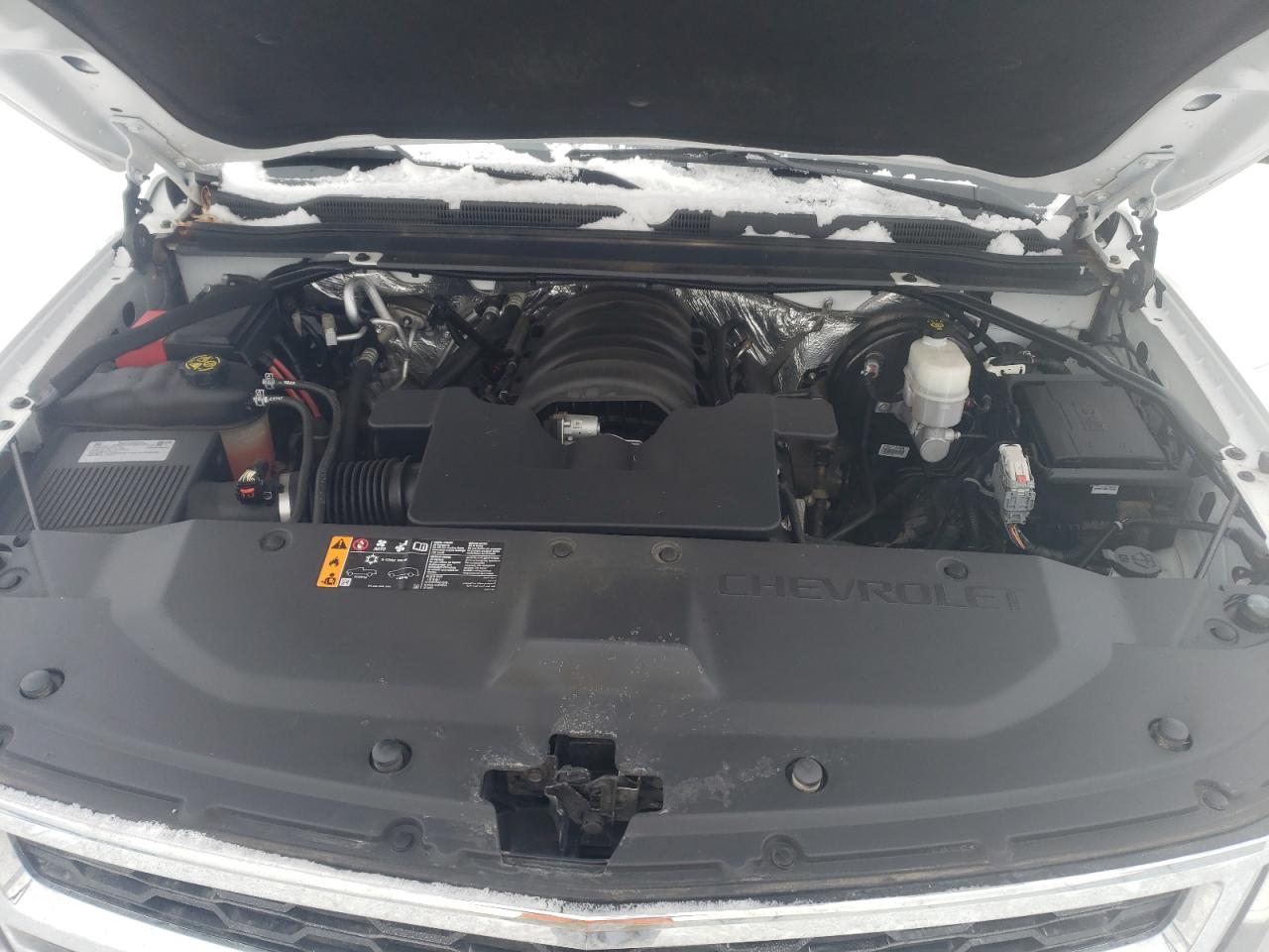 Photo 7 from auction – 2017 CHEVROLET SUBURBAN with VIN 1GNSKHKC0HR401622