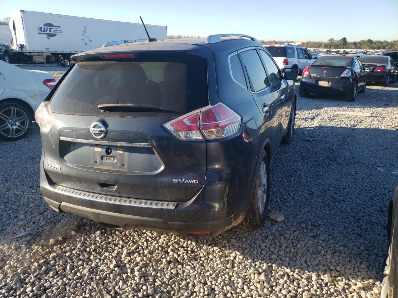 Photo 4 from auction – 2016 NISSAN ROGUE S with VIN KNMAT2MV5GP625623