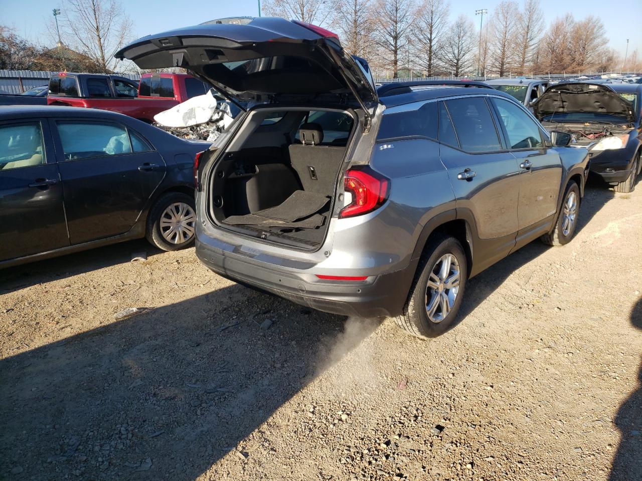 Photo 4 from auction – 2019 GMC TERRAIN SL with VIN 3GKALMEV9KL279935