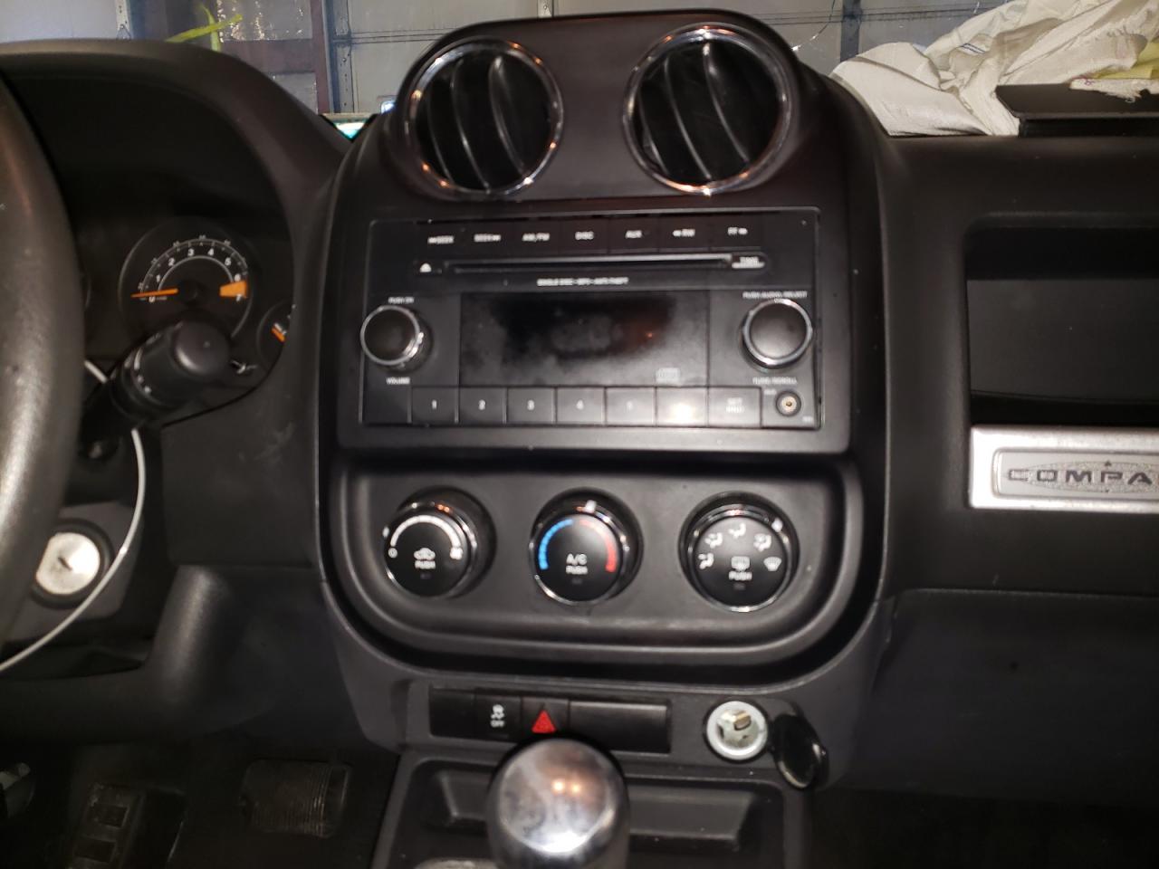 Photo 9 from auction – 2014 JEEP COMPASS SP with VIN 1C4NJDBB9ED749081