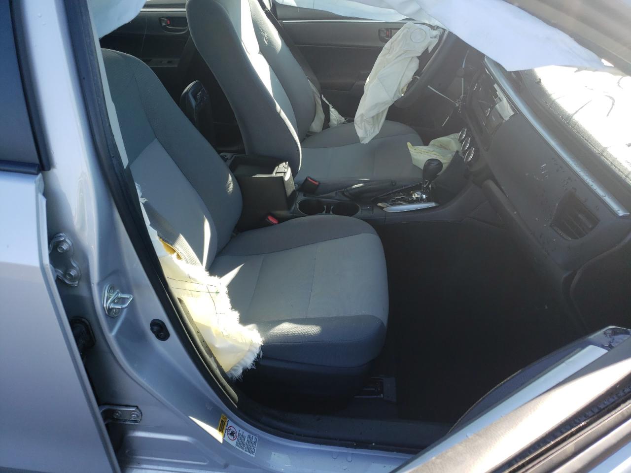 Photo 5 from auction – 2015 TOYOTA COROLLA L with VIN 2T1BURHEXFC424057