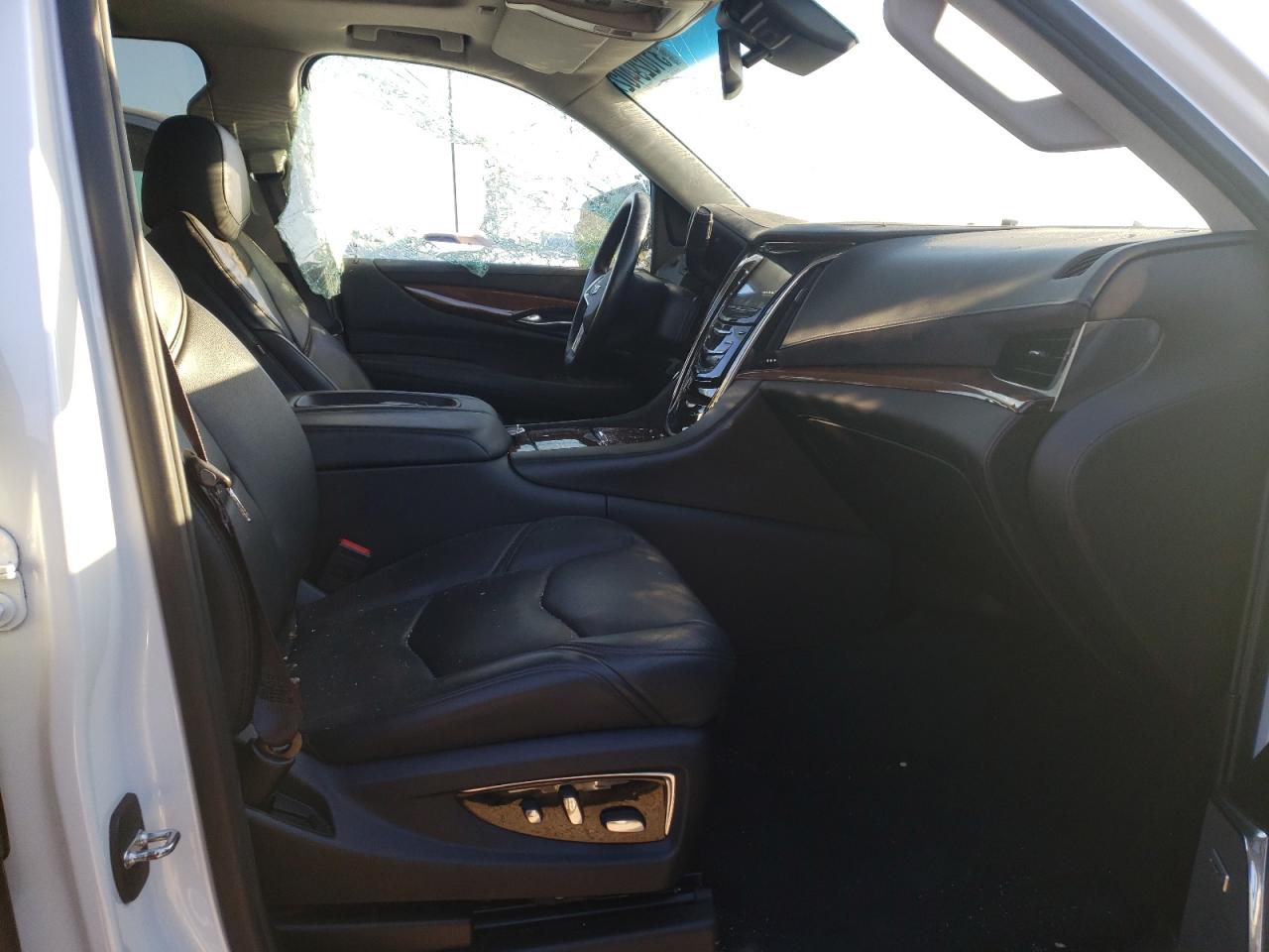 Photo 5 from auction – 2016 CADILLAC ESCALADE P with VIN 1GYS4CKJ9GR438858