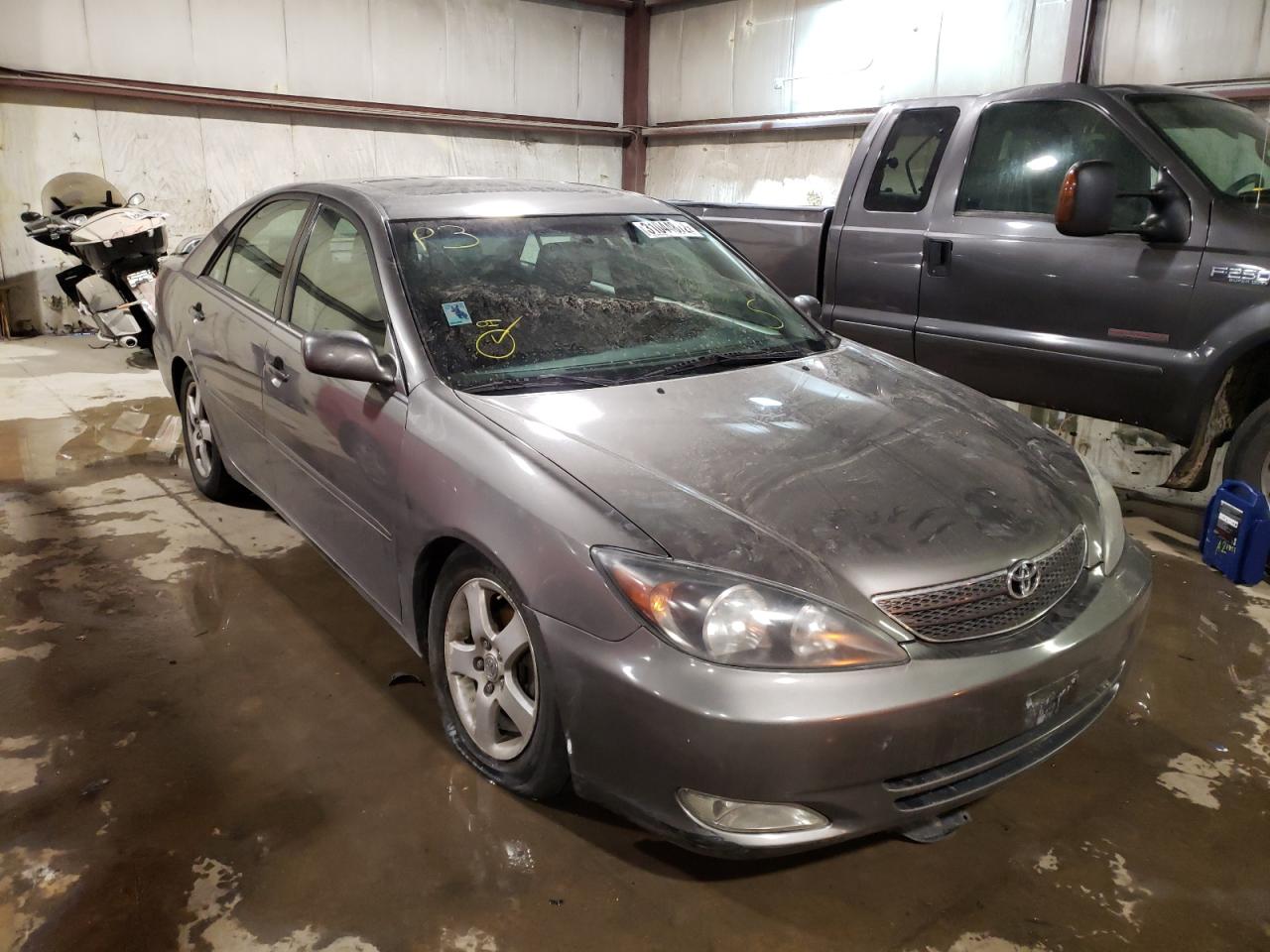 Photo 1 from auction – 2002 TOYOTA CAMRY LE with VIN 4T1BE32K92U631301