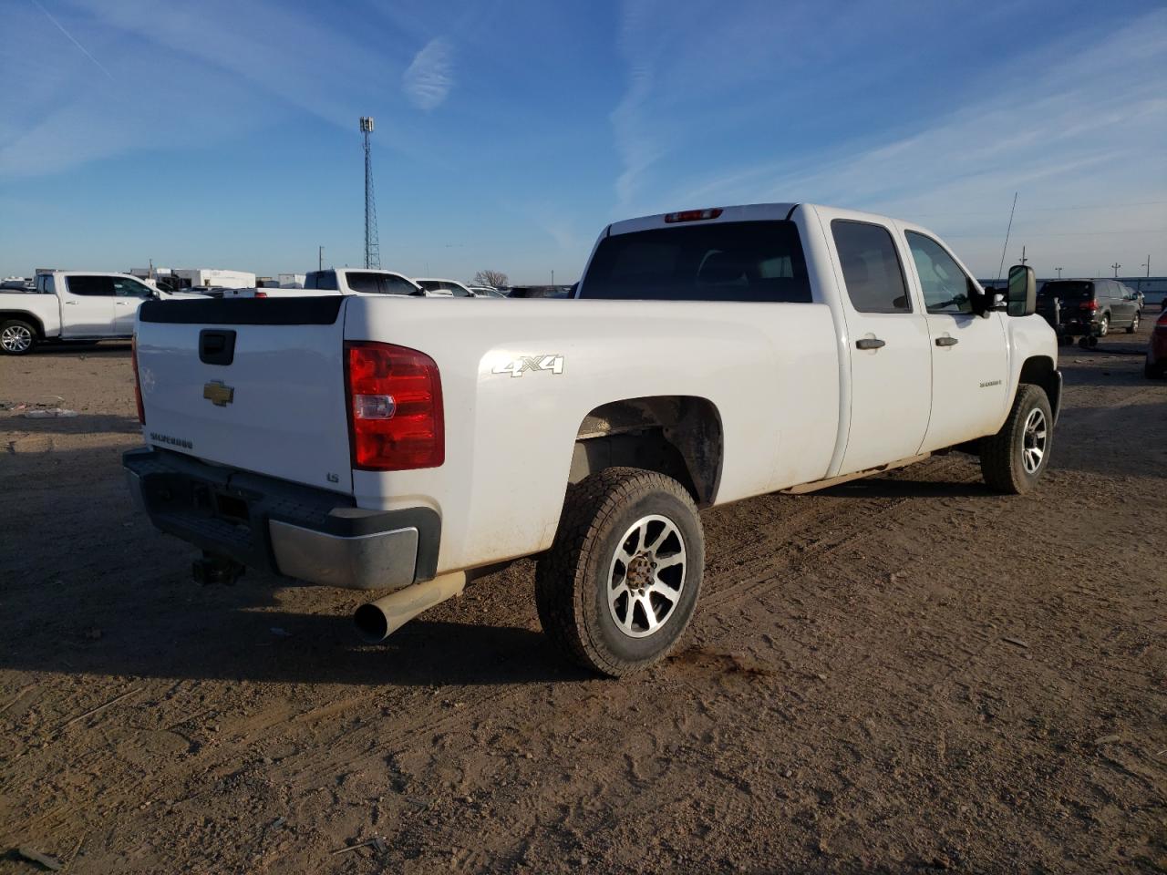 Photo 4 from auction – 2008 CHEVROLET K3500 with VIN 1GCHK33638F227674