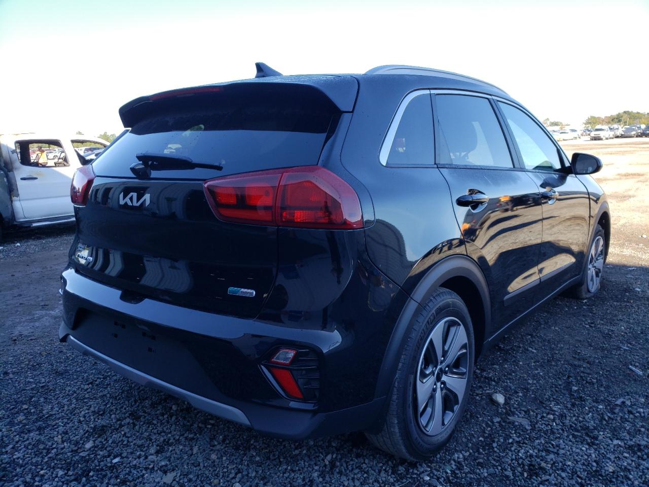 Photo 4 from auction – 2022 KIA NIRO LX with VIN KNDCB3LC3N5504356