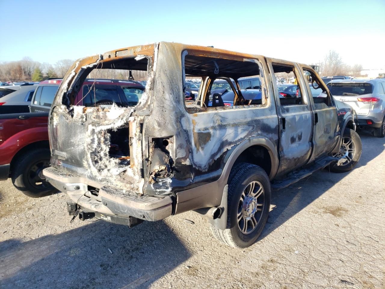 Photo 4 from auction – 2002 FORD EXCURSION with VIN 1FMSU43F22EA14746