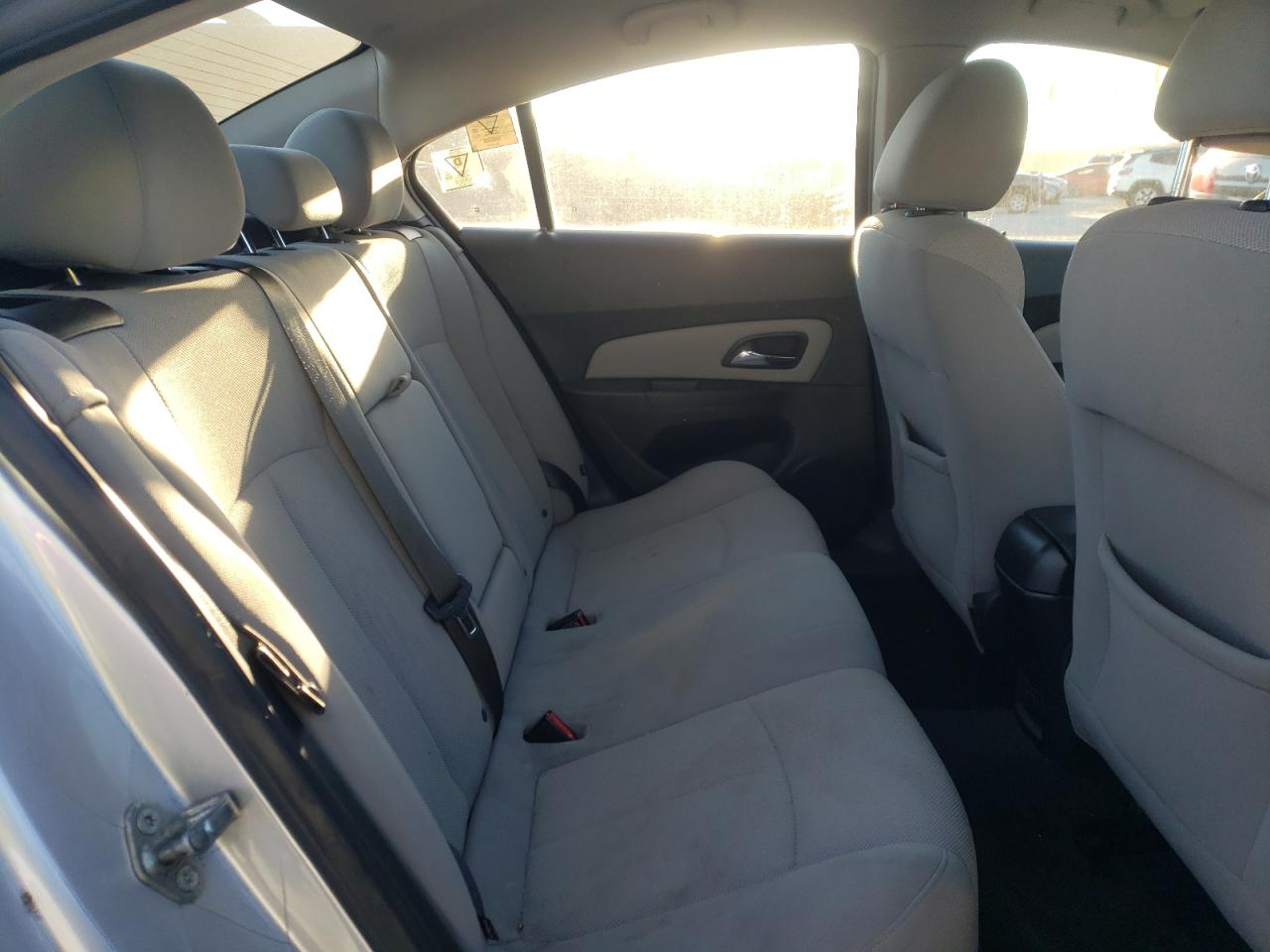 Photo 6 from auction – 2011 CHEVROLET CRUZE with VIN 1G1PC5SH2B7189372