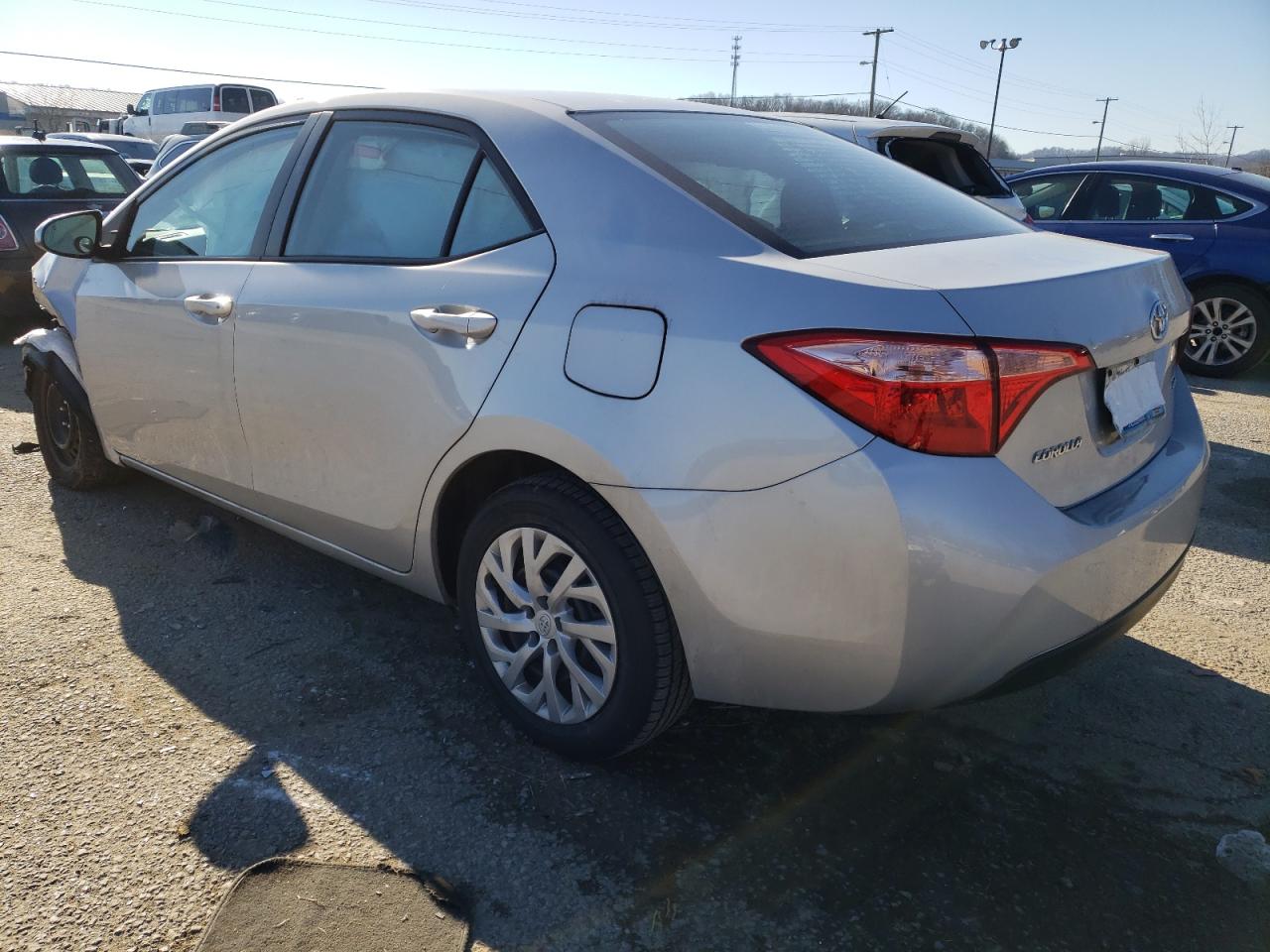 Photo 3 from auction – 2017 TOYOTA COROLLA L with VIN 5YFBURHE2HP645803
