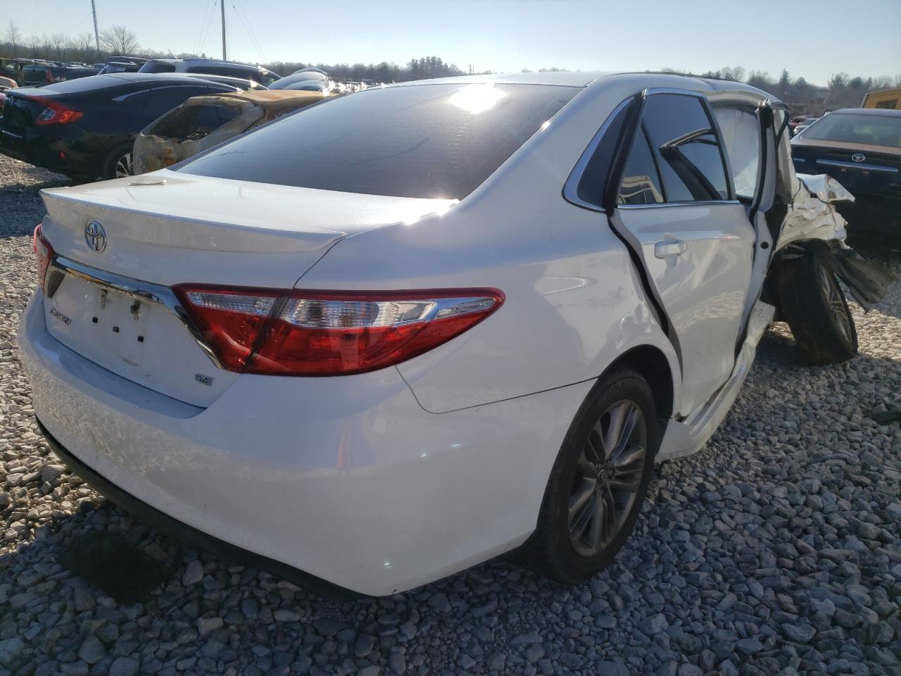 Photo 4 from auction – 2015 TOYOTA CAMRY LE with VIN 4T1BF1FK6FU872914