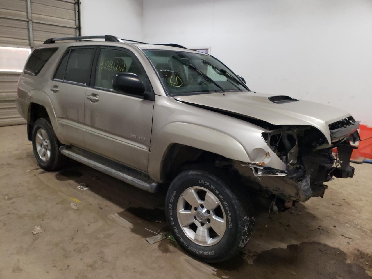 TOYOTA 4RUNNER SR 2005 z numerem VIN JTEBU14RX50057224 - Zdjęcie z aukcji