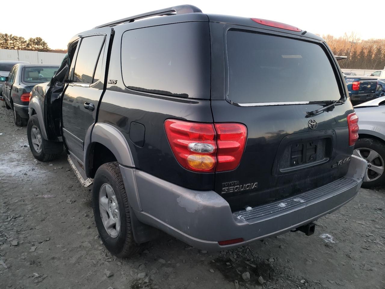 Photo 3 from auction – 2002 TOYOTA SEQUOIA SR with VIN 5TDBT44A42S087461