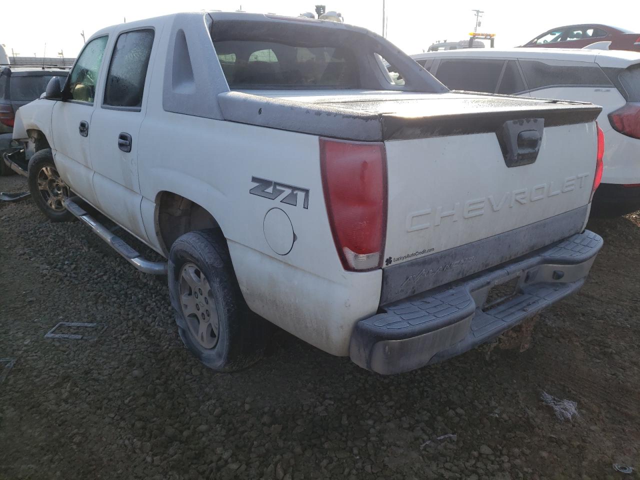 Photo 3 from auction – 2004 CHEVROLET AVALANCHE with VIN 3GNEK12T74G210116