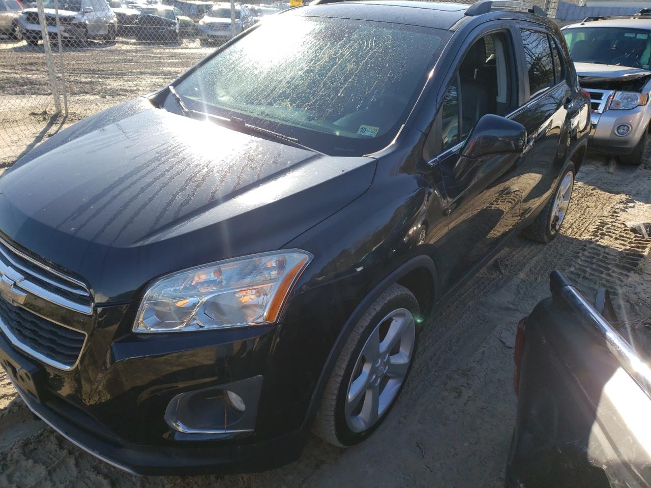 Photo 14 from auction – 2015 CHEVROLET TRAX LTZ with VIN 3GNCJNSB5FL173392