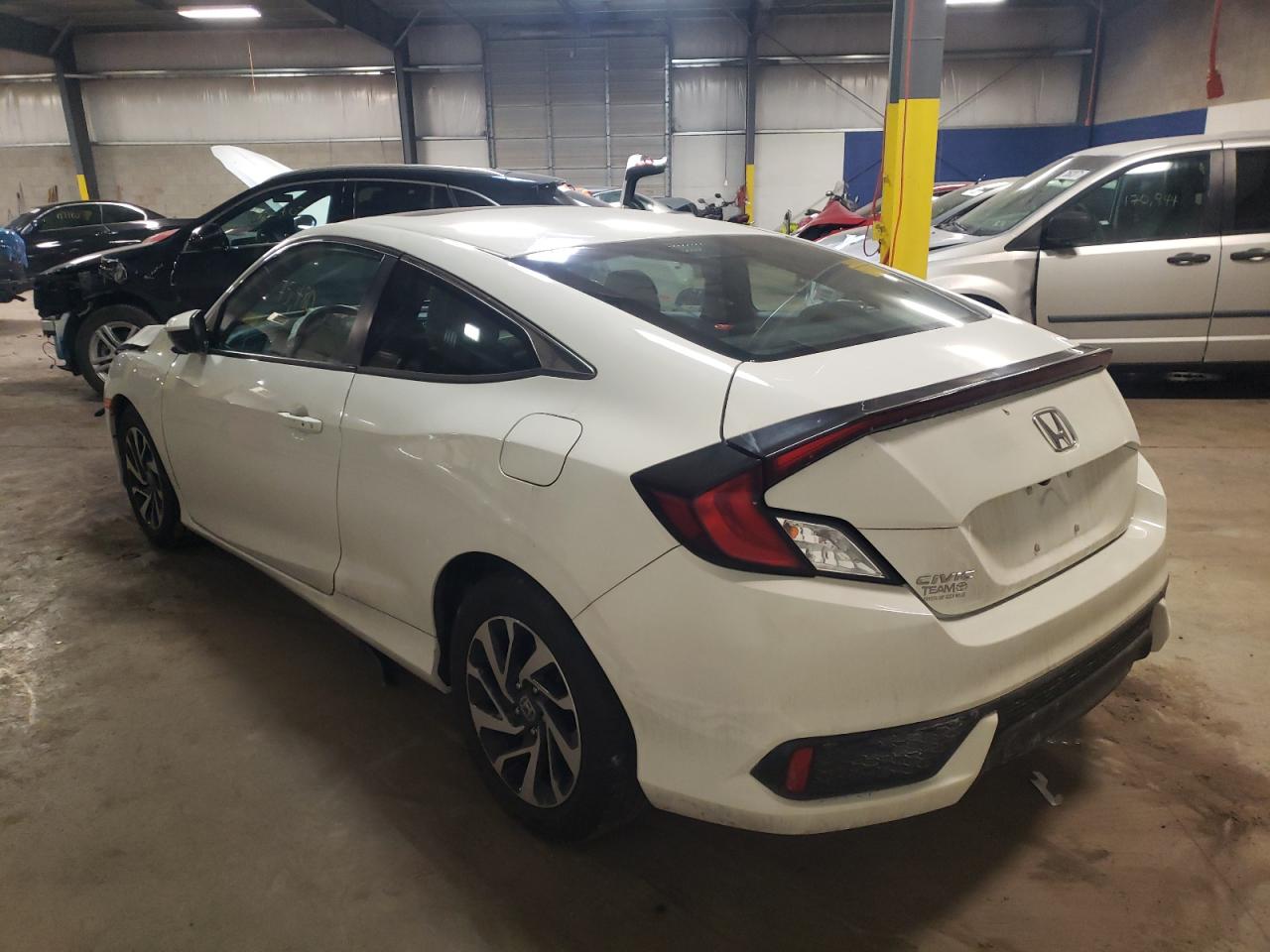 Photo 3 from auction – 2016 HONDA CIVIC LX with VIN 2HGFC4B08GH301127
