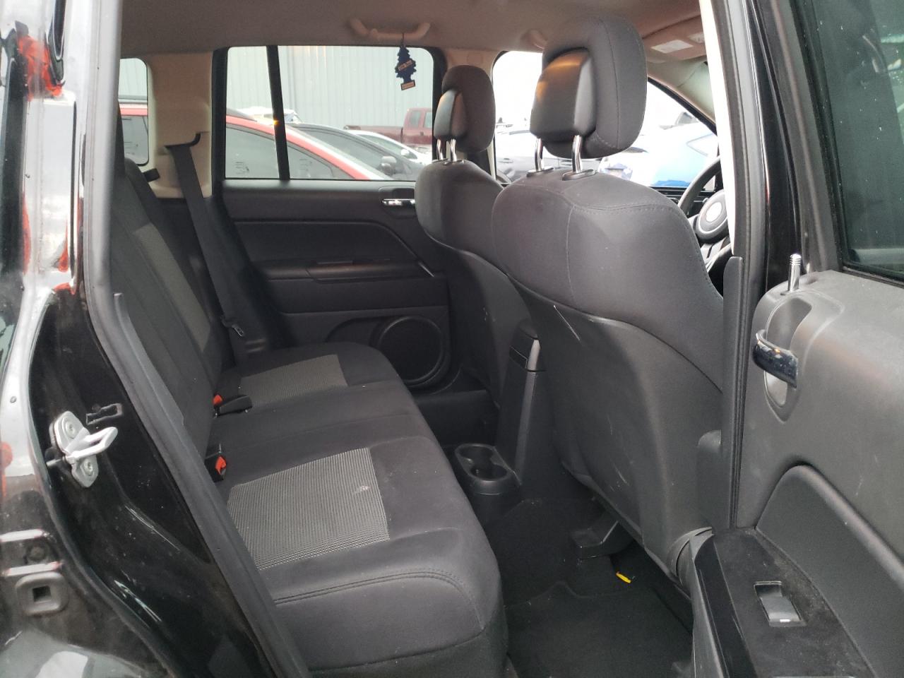 Photo 6 from auction – 2011 JEEP COMPASS SP with VIN 1J4NF1FB2BD157439