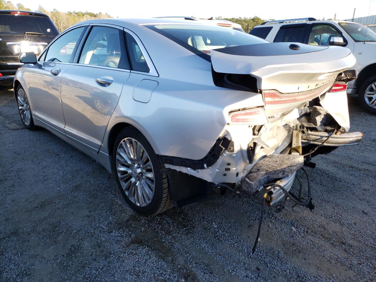 Photo 3 from auction – 2013 LINCOLN MKZ with VIN 3LN6L2G90DR801739