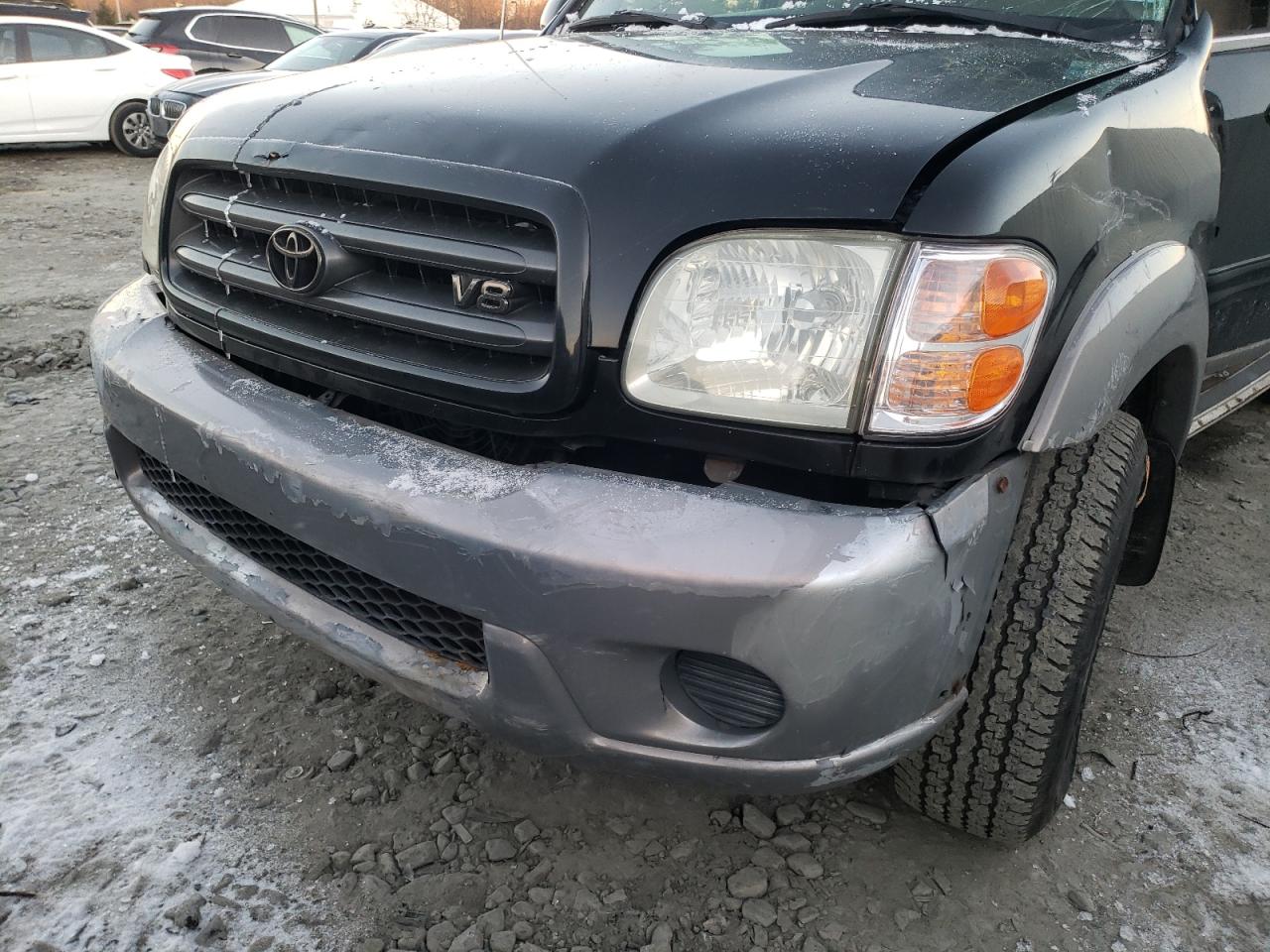 Photo 10 from auction – 2002 TOYOTA SEQUOIA SR with VIN 5TDBT44A42S087461