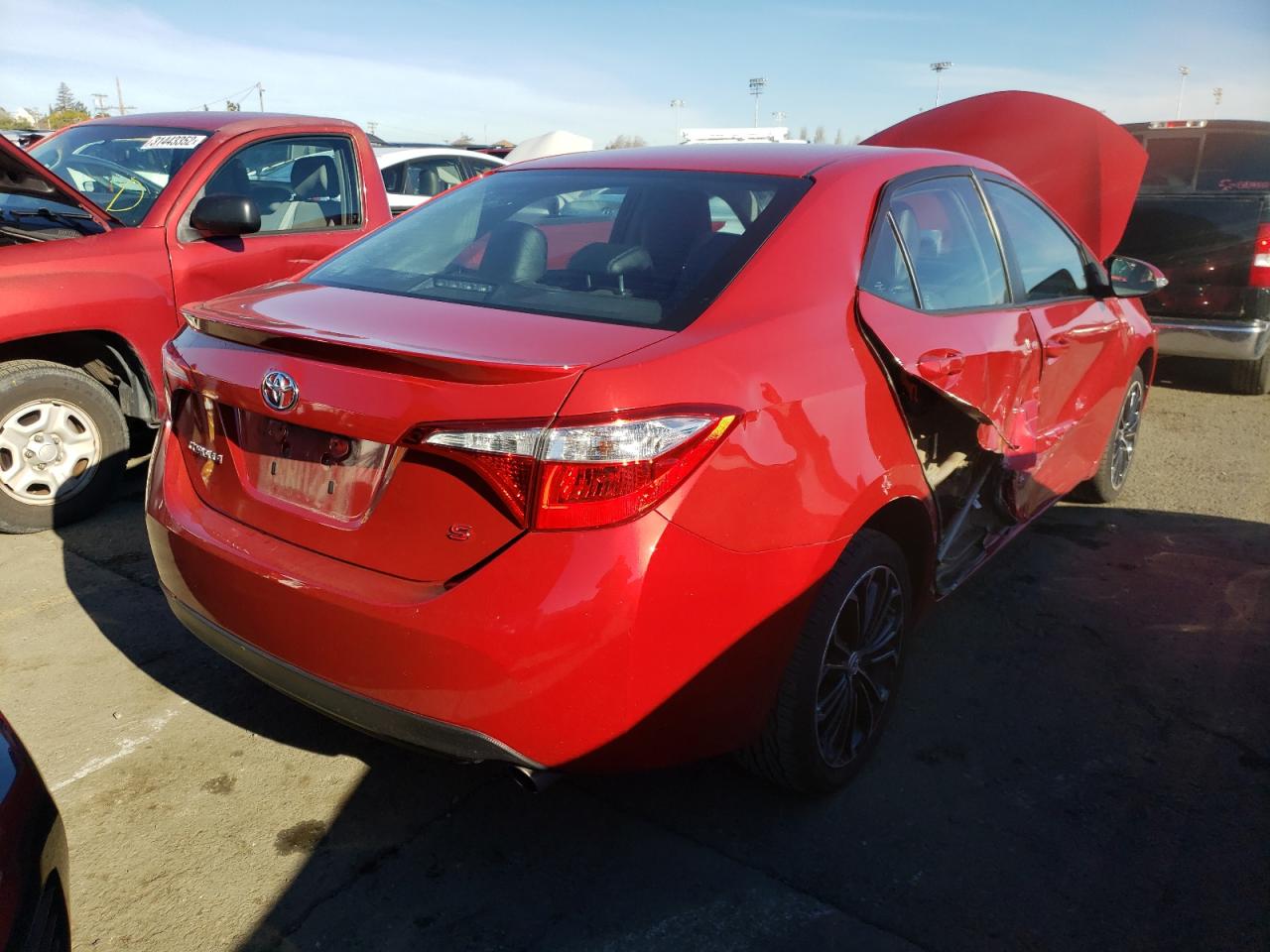 Photo 4 from auction – 2016 TOYOTA COROLLA L with VIN 5YFBURHE9GP444995