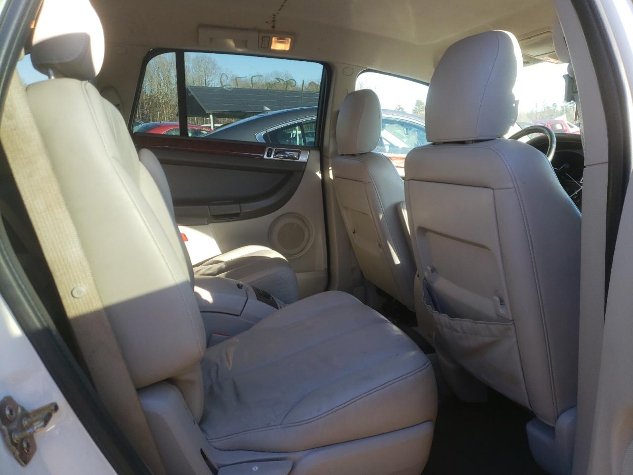 Photo 6 from auction – 2005 CHRYSLER PACIFICA T with VIN 2C4GM68435R550481