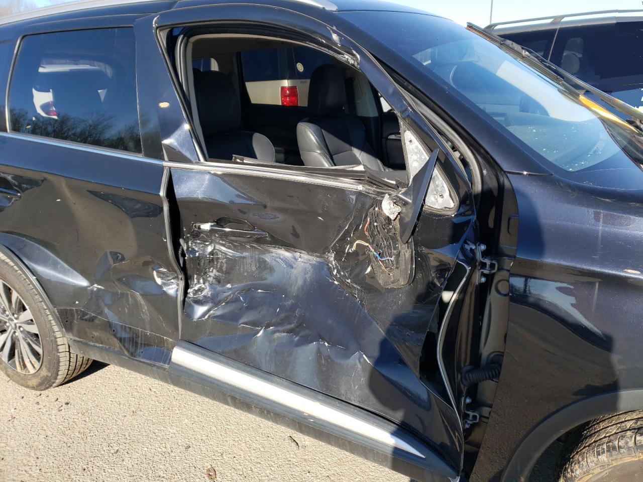 Photo 9 from auction – 2019 MITSUBISHI OUTLANDER with VIN JA4AD3A37KZ020838