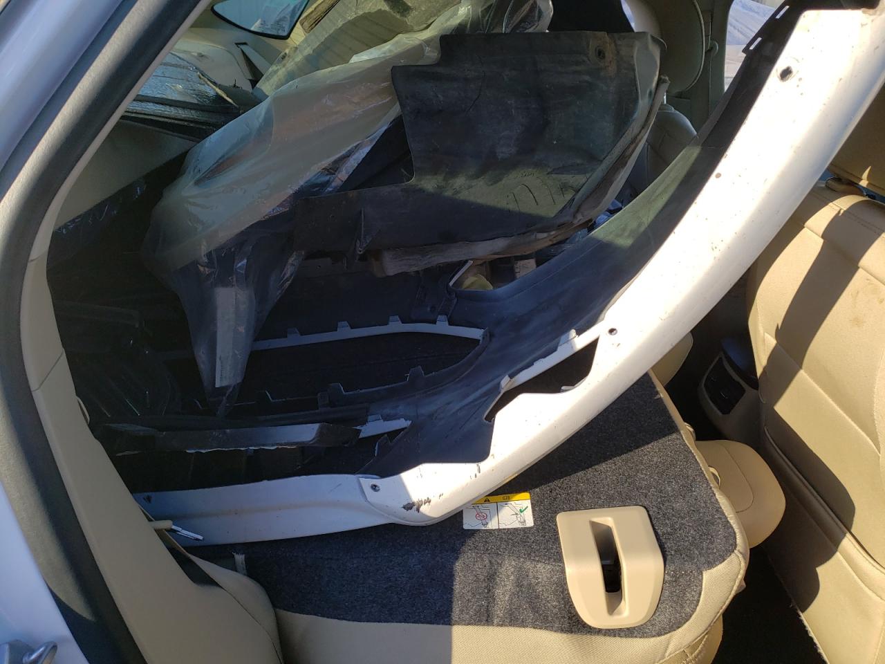Photo 6 from auction – 2015 FORD FUSION SE with VIN 1FA6P0H77F5116689