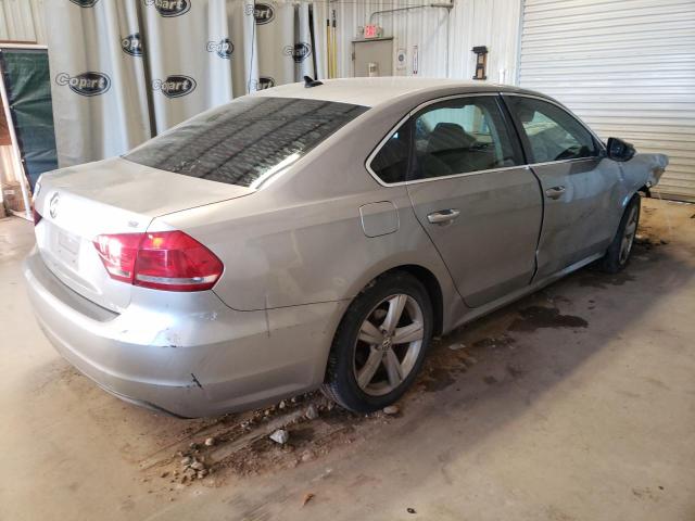 Photo 4 from auction – 2012 VOLKSWAGEN PASSAT SE with VIN 1VWBH7A3XCC096366