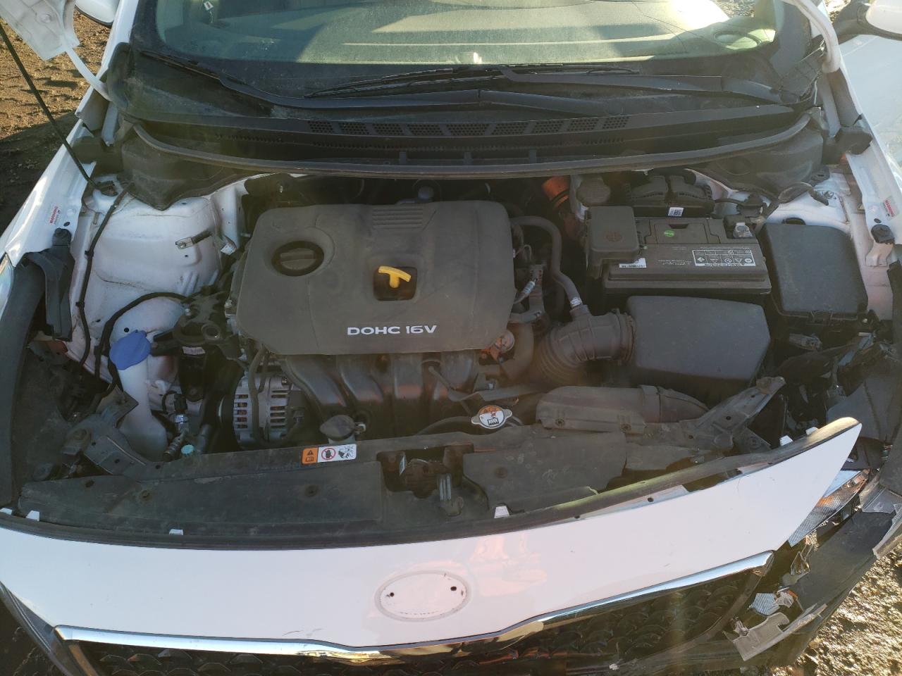 Photo 7 from auction – 2017 KIA FORTE LX with VIN 3KPFK4A7XHE089523