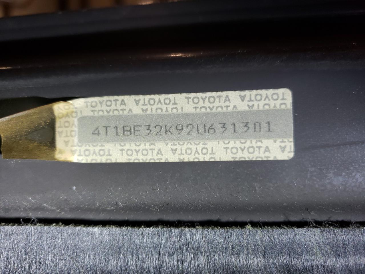Photo 10 from auction – 2002 TOYOTA CAMRY LE with VIN 4T1BE32K92U631301
