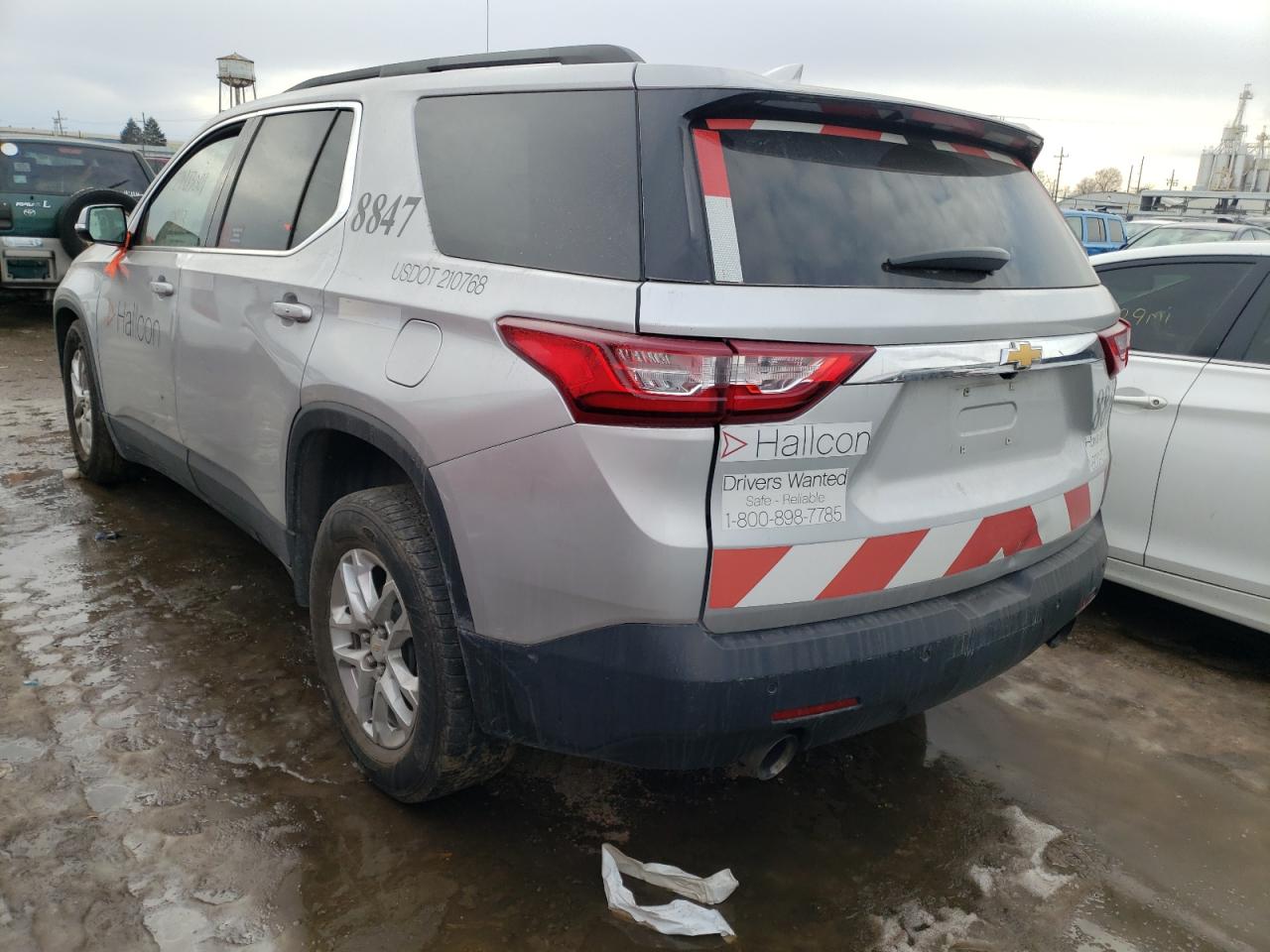 Photo 3 from auction – 2020 CHEVROLET TRAVERSE L with VIN 1GNEVMKW0LJ151636