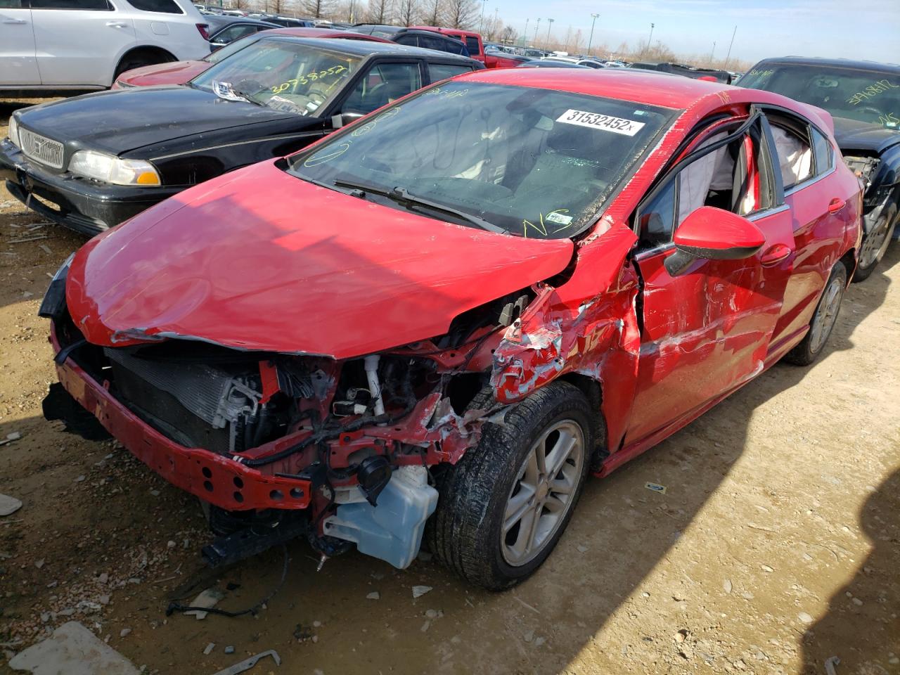 Photo 2 from auction – 2017 CHEVROLET CRUZE LT with VIN 3G1BE6SM2HS560449
