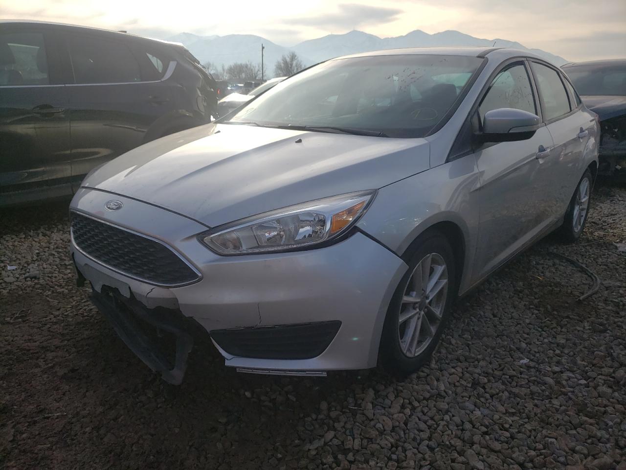 Photo 2 from auction – 2016 FORD FOCUS SE with VIN 1FADP3F2XGL205234