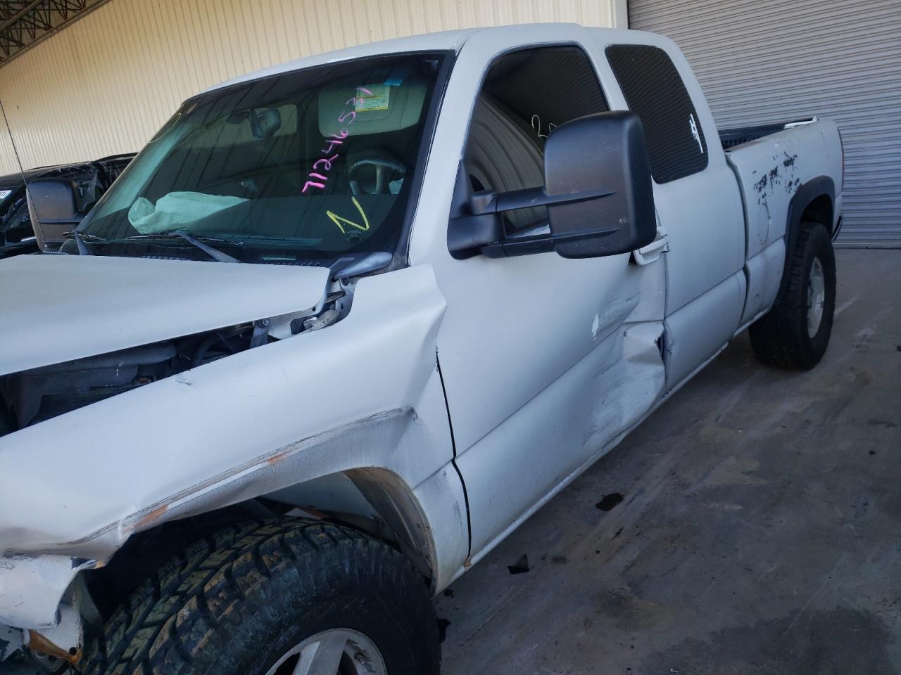 Photo 10 from auction – 2001 CHEVROLET SILVERADO with VIN 2GCEC19T411263338