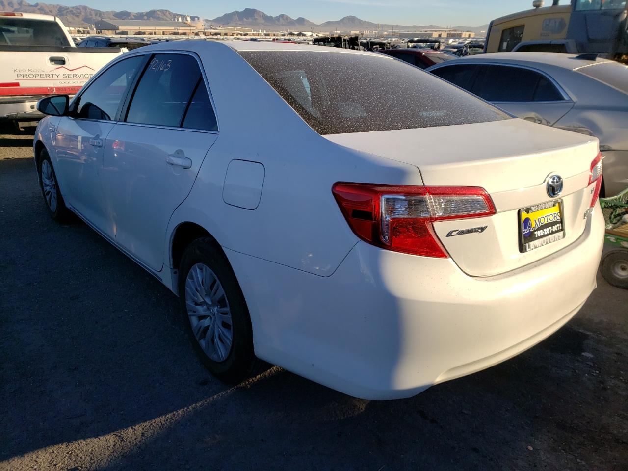 Photo 3 from auction – 2012 TOYOTA CAMRY HYBR with VIN 4T1BD1FK4CU030641