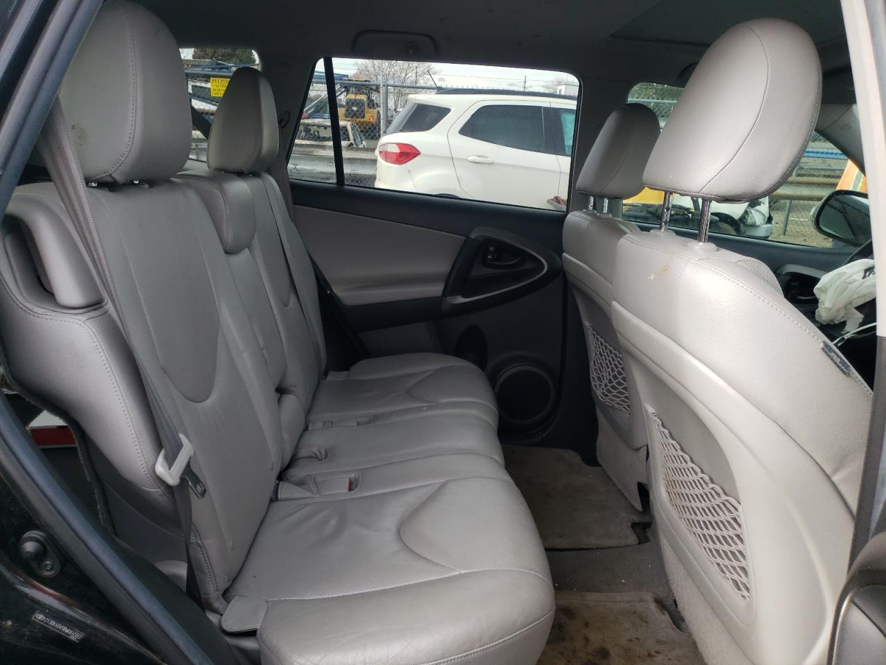 Photo 6 from auction – 2011 TOYOTA RAV4 LIMIT with VIN 2T3DK4DV9BW064593