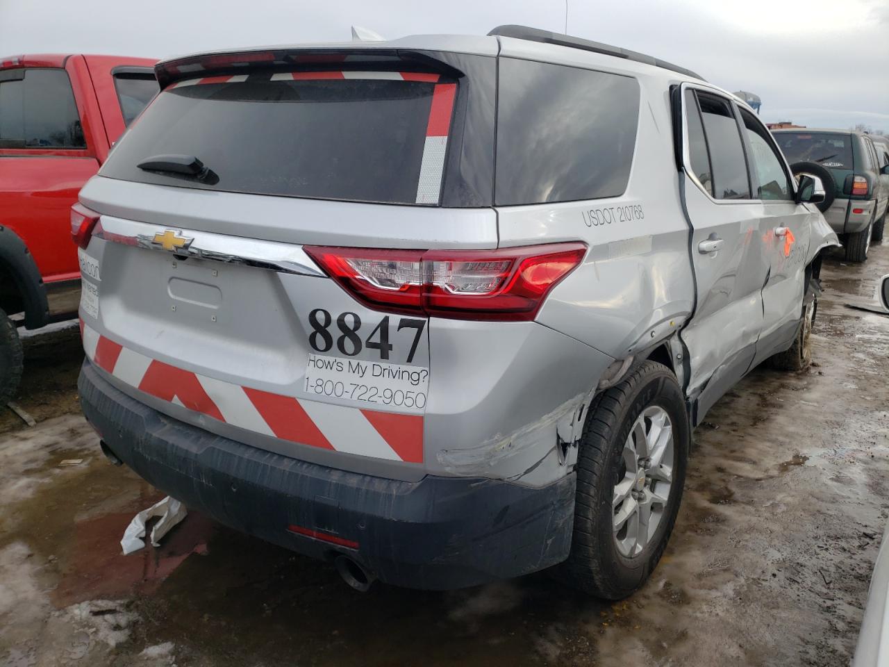 Photo 4 from auction – 2020 CHEVROLET TRAVERSE L with VIN 1GNEVMKW0LJ151636