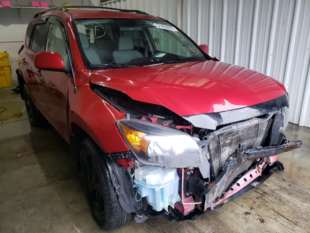 TOYOTA RAV4 2007 with VIN JTMBK35V775015553 - Photo from auction