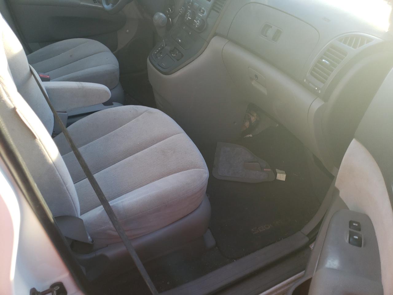 Photo 5 from auction – 2008 KIA SEDONA EX with VIN KNDMB233786226199