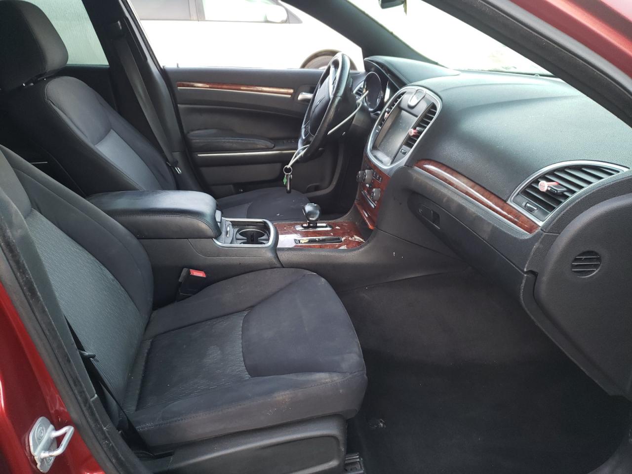 Photo 5 from auction – 2012 CHRYSLER 300 with VIN 2C3CCAAG9CH284058