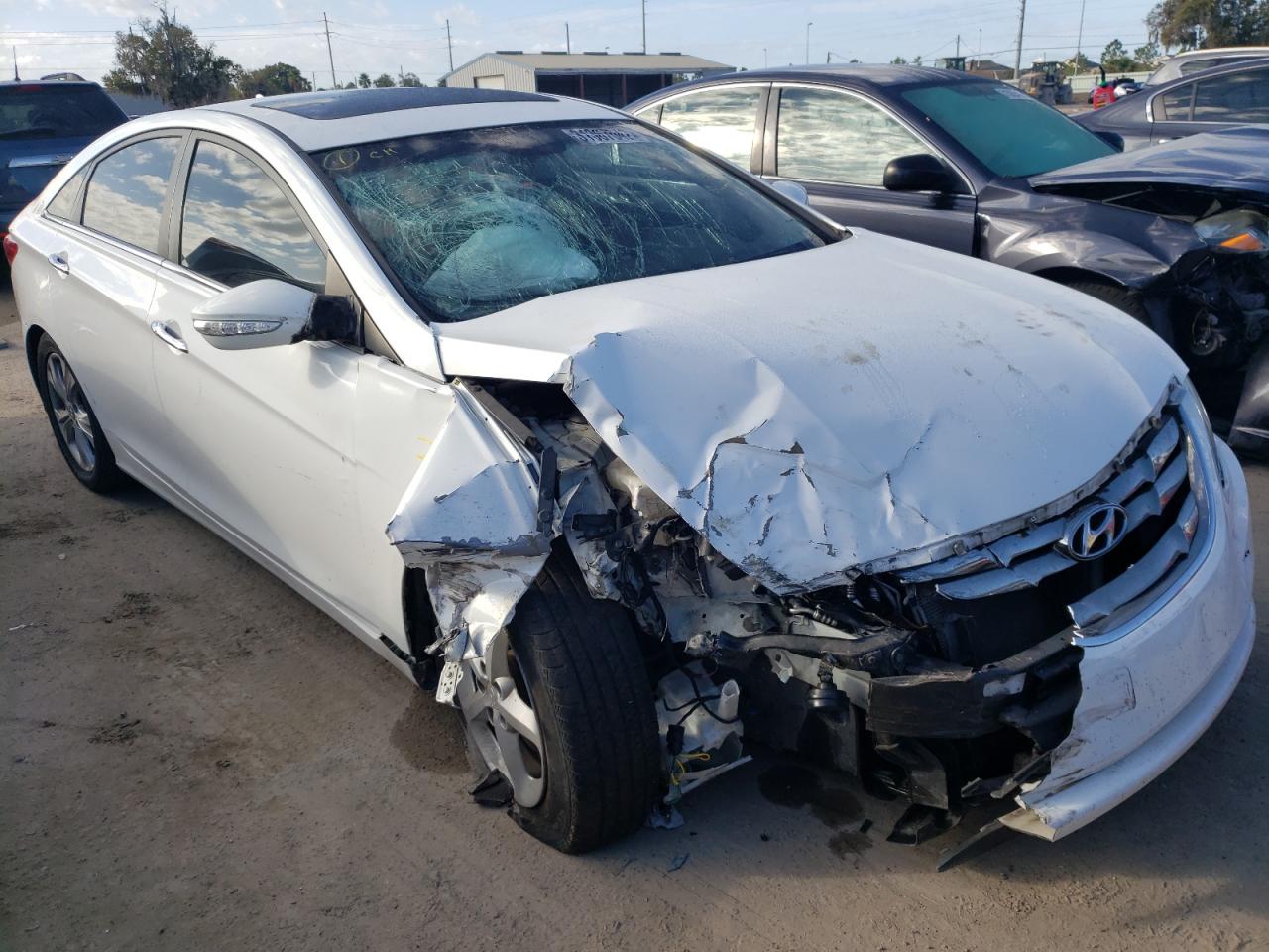 Foto 1 de la subasta – 2011 HYUNDAI SONATA SE con VIN 5NPEC4AB2BH307602