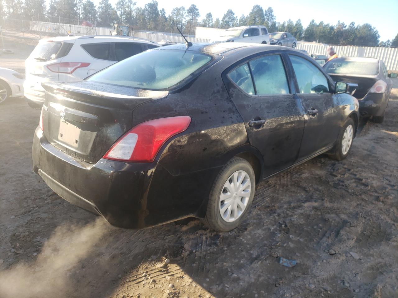 Photo 4 from auction – 2018 NISSAN VERSA S with VIN 3N1CN7AP3JL859481