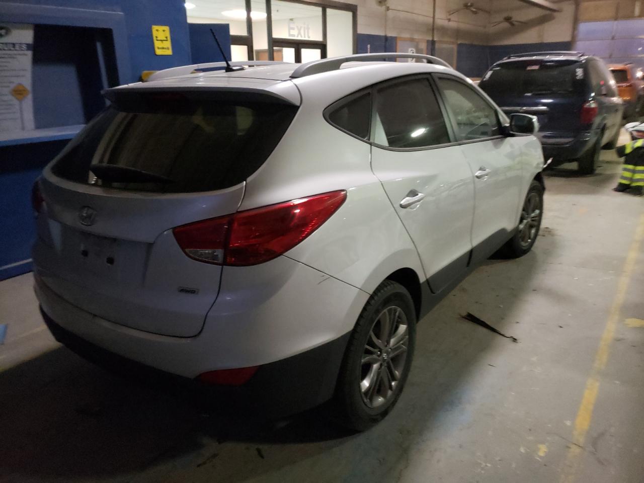 Photo 4 from auction – 2014 HYUNDAI TUCSON GLS with VIN KM8JUCAG9EU949032