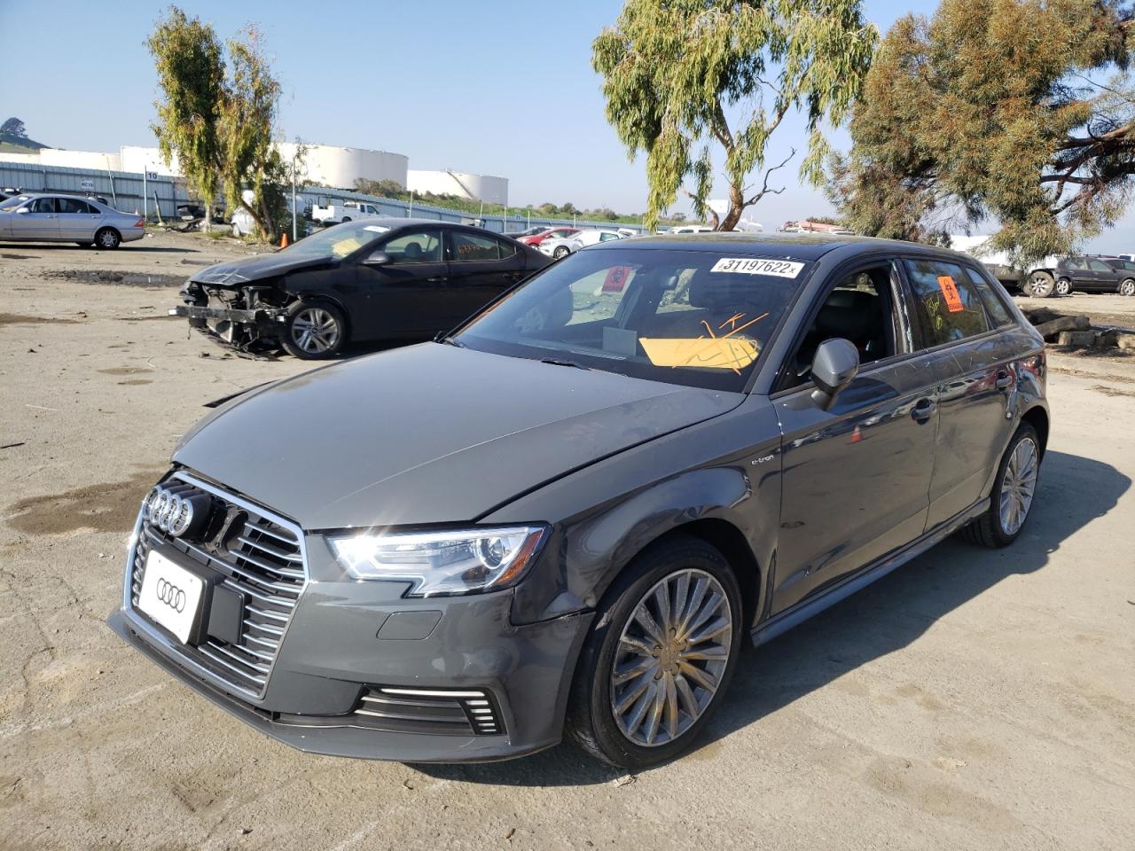 Photo 2 from auction – 2018 AUDI A3 E-TRON with VIN WAUUPBFF8JA154680