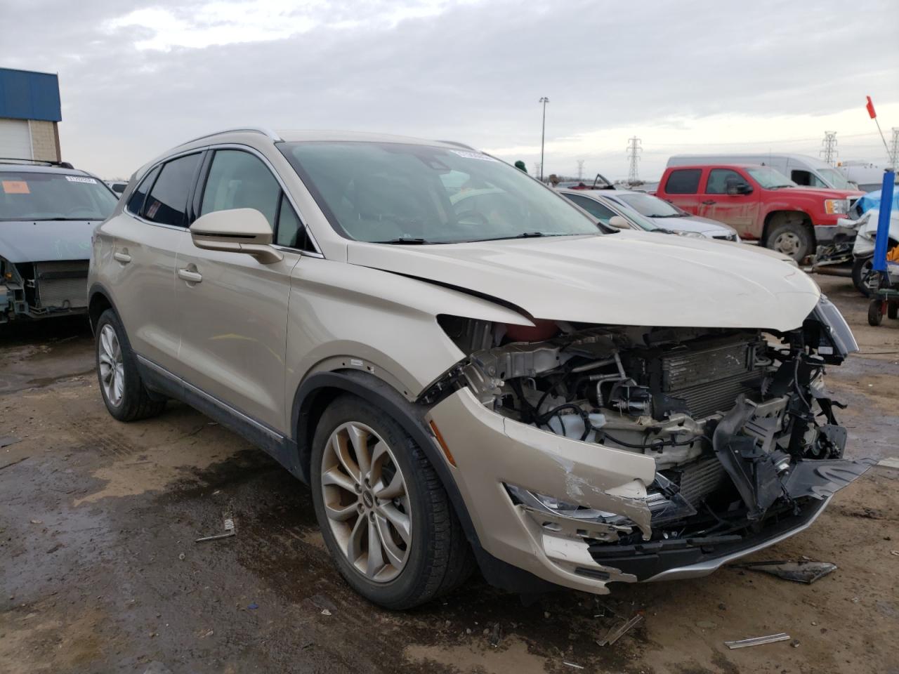LINCOLN MKC SELECT 2017 with VIN 5LMCJ2C90HUL33229 - Photo from auction