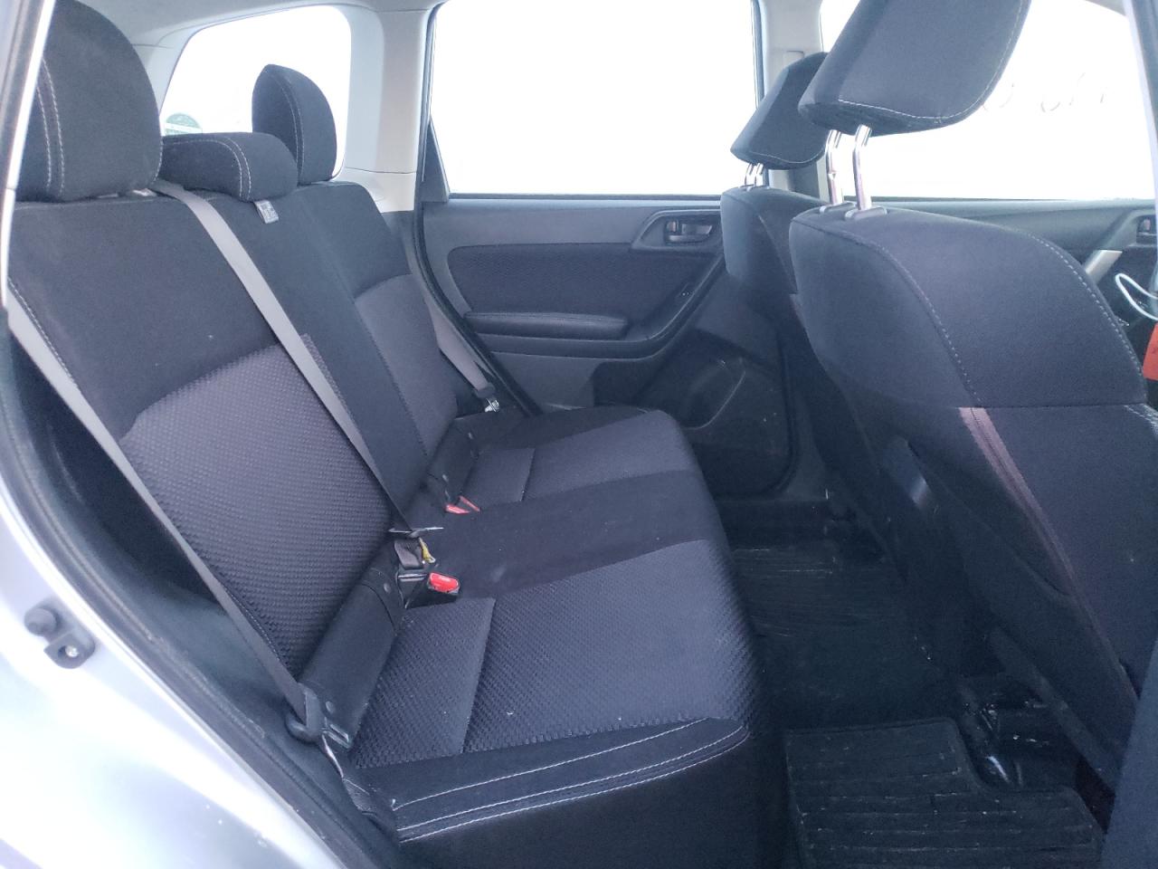 Photo 6 from auction – 2017 SUBARU FORESTER 2 with VIN JF2SJABC7HH576198