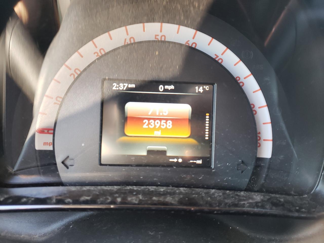 Photo 8 from auction – 2018 SMART FORTWO with VIN WMEFJ9BA3JK284166