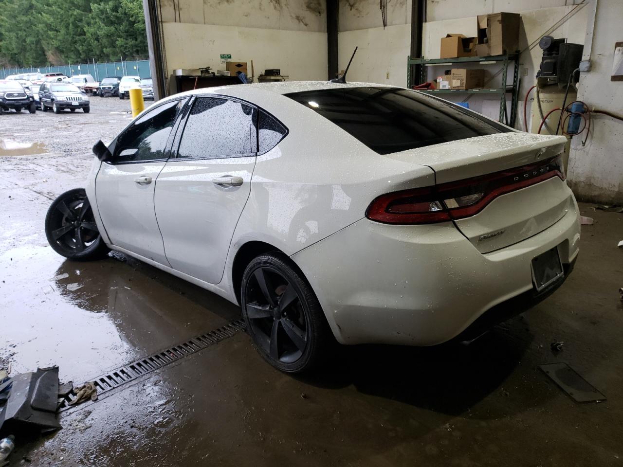 Photo 3 from auction – 2016 DODGE DART SXT with VIN 1C3CDFBB2GD610086