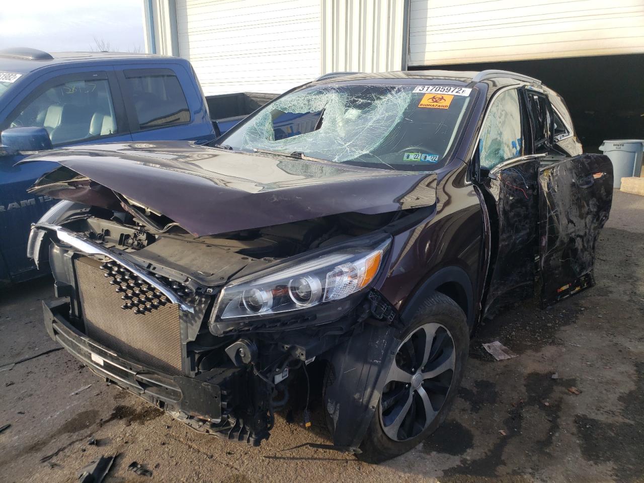 Photo 2 from auction – 2016 KIA SORENTO EX with VIN 5XYPHDA50GG008094