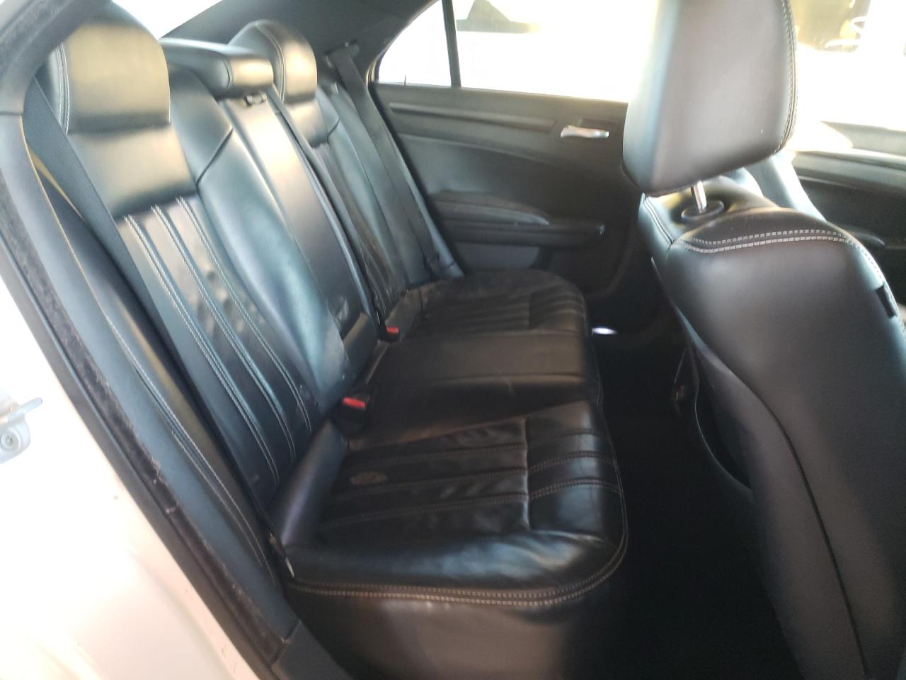 Photo 6 from auction – 2013 CHRYSLER 300 S with VIN 2C3CCABG8DH564991
